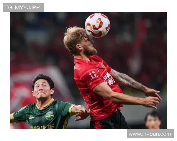 成都足球队精英赛之路：从默默无闻到荣耀绽放的奋斗历程